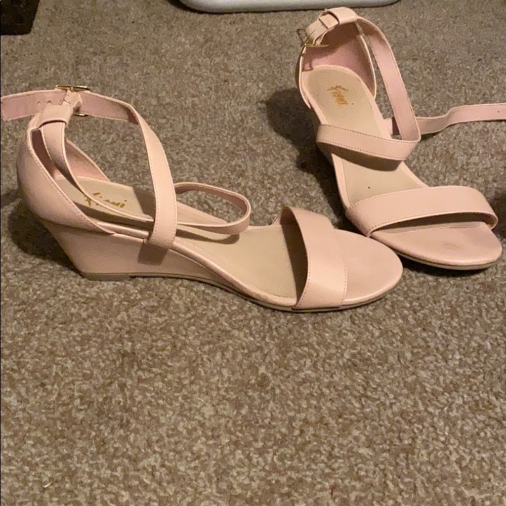 Pale pink strappy wedges